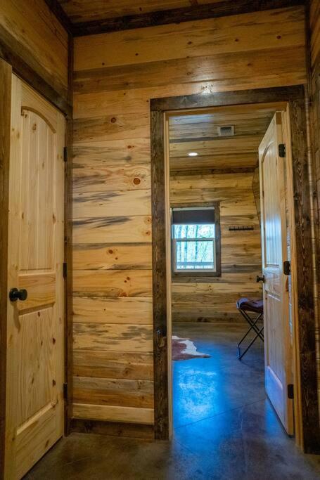 The Big Tex Luxury Cabin Is Epic Брокен-Боу Экстерьер фото
