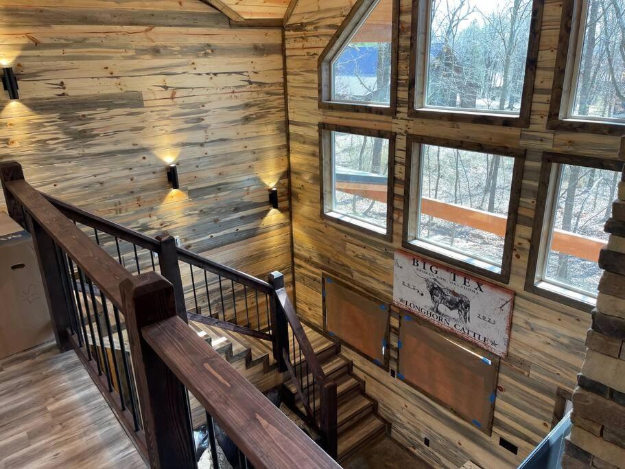 The Big Tex Luxury Cabin Is Epic Брокен-Боу Экстерьер фото